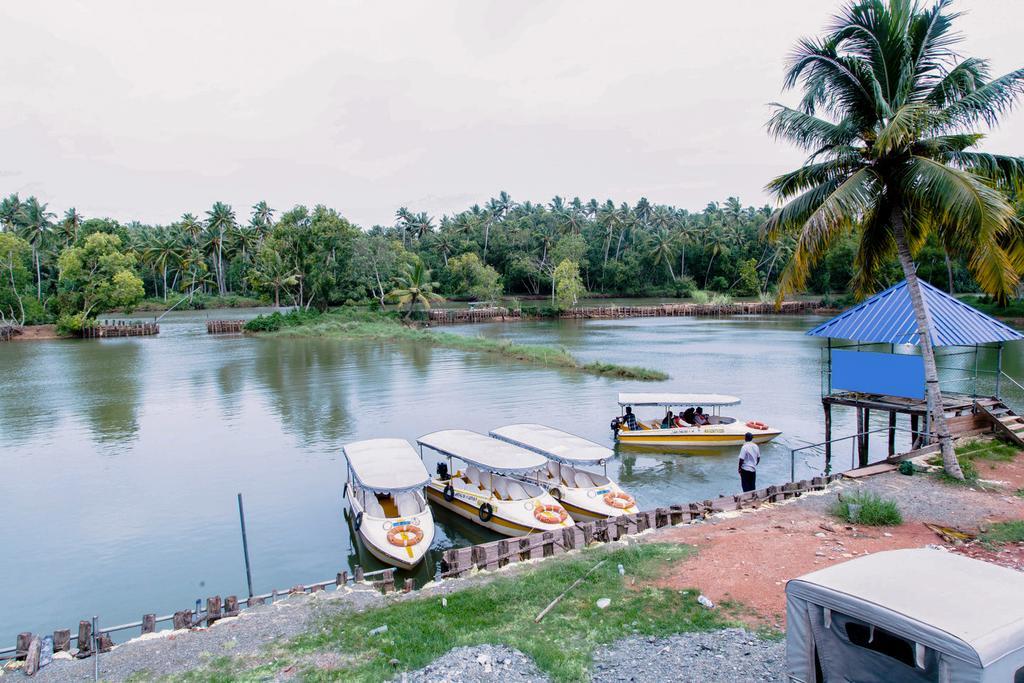 Hotel Geethu International Kovalam Zewnętrze zdjęcie